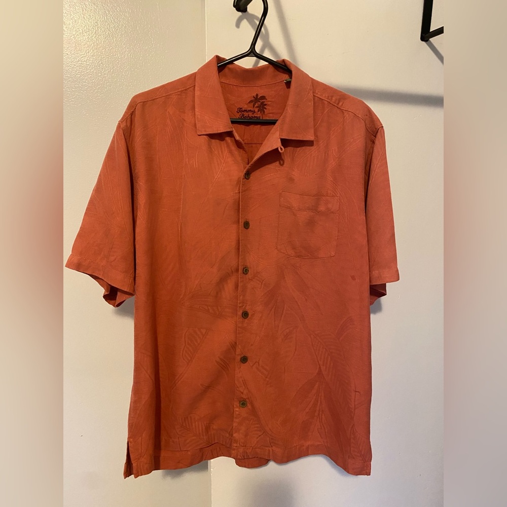 SALMON PINK Tommy Bahama Men's 100% Silk Casual Shirt